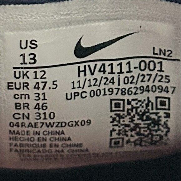 Athletic_Shoes